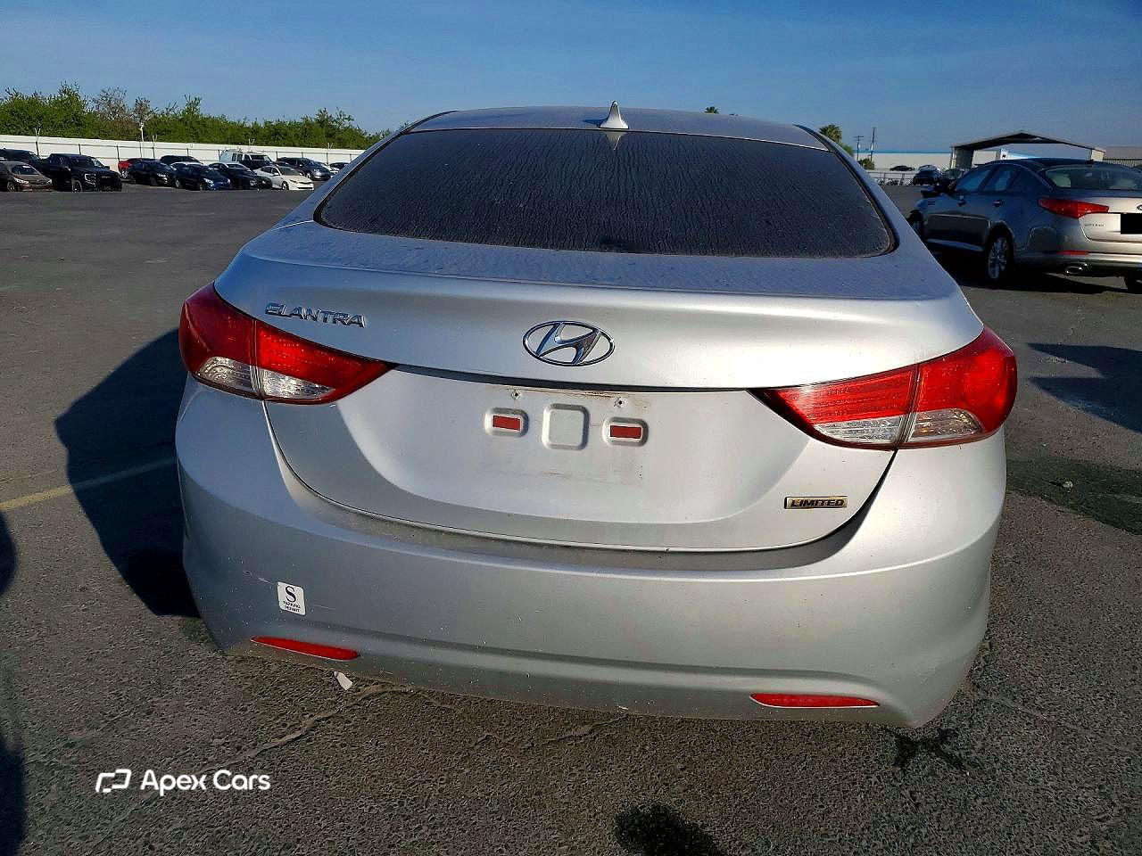Hyundai Elantra 2013