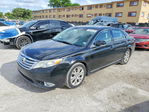 Toyota Avalon 2011