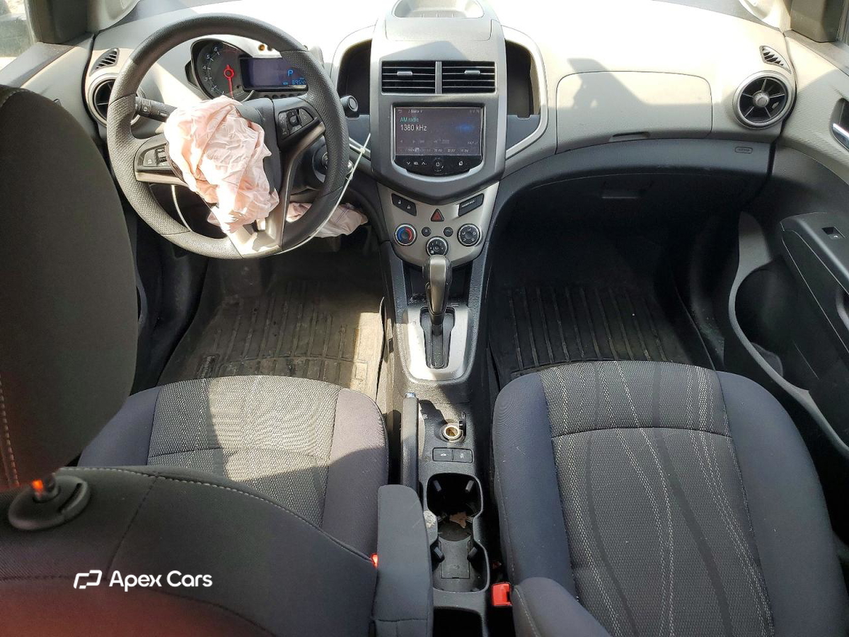 Chevrolet Sonic 2015