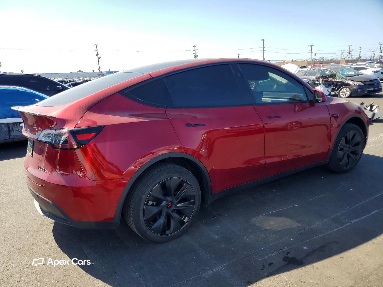 Tesla Model Y 2025