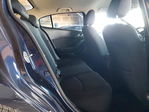 Mazda 3 2016
