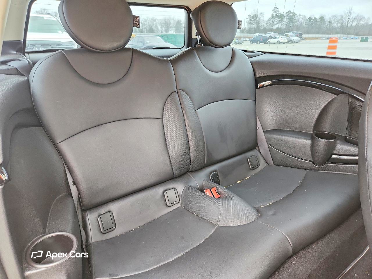 MINI Cooper 2012