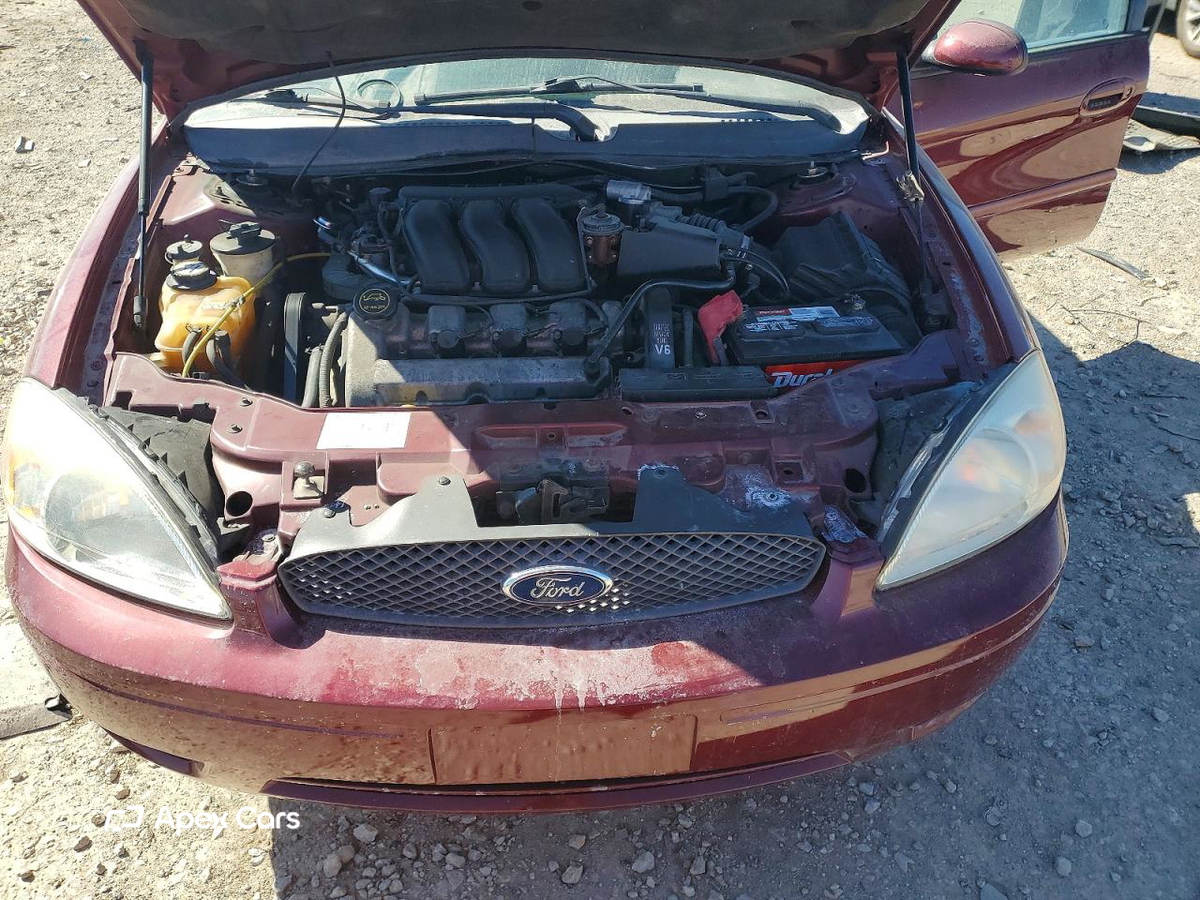Ford Taurus 2004