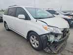 Toyota Sienna 2012