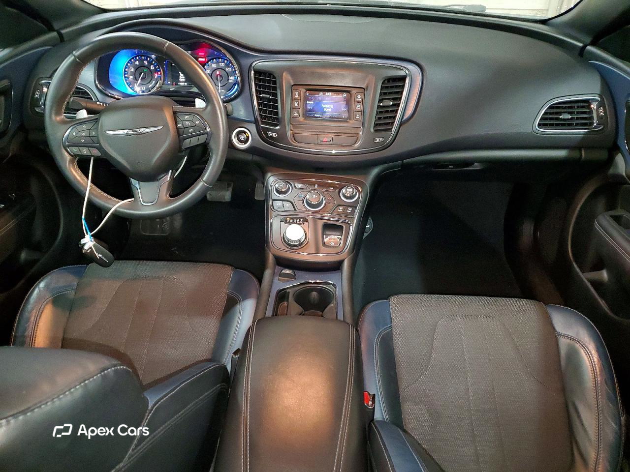 Chrysler 200 2015