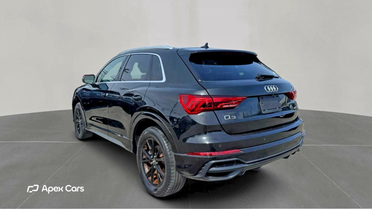 Audi Q3 2021