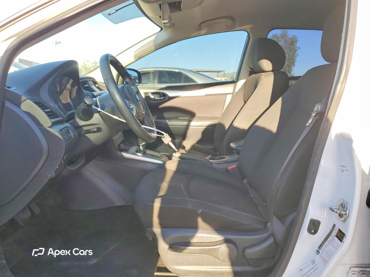 Nissan Sentra 2019