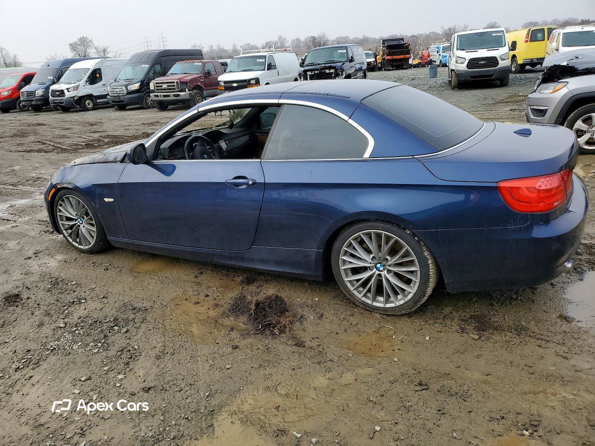 BMW Series 3 2011