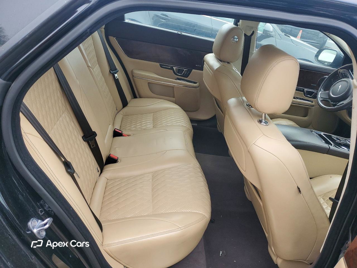 Jaguar XJ 2016