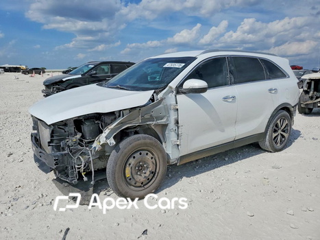 Kia Sorento 2017 - Image 1 of 14