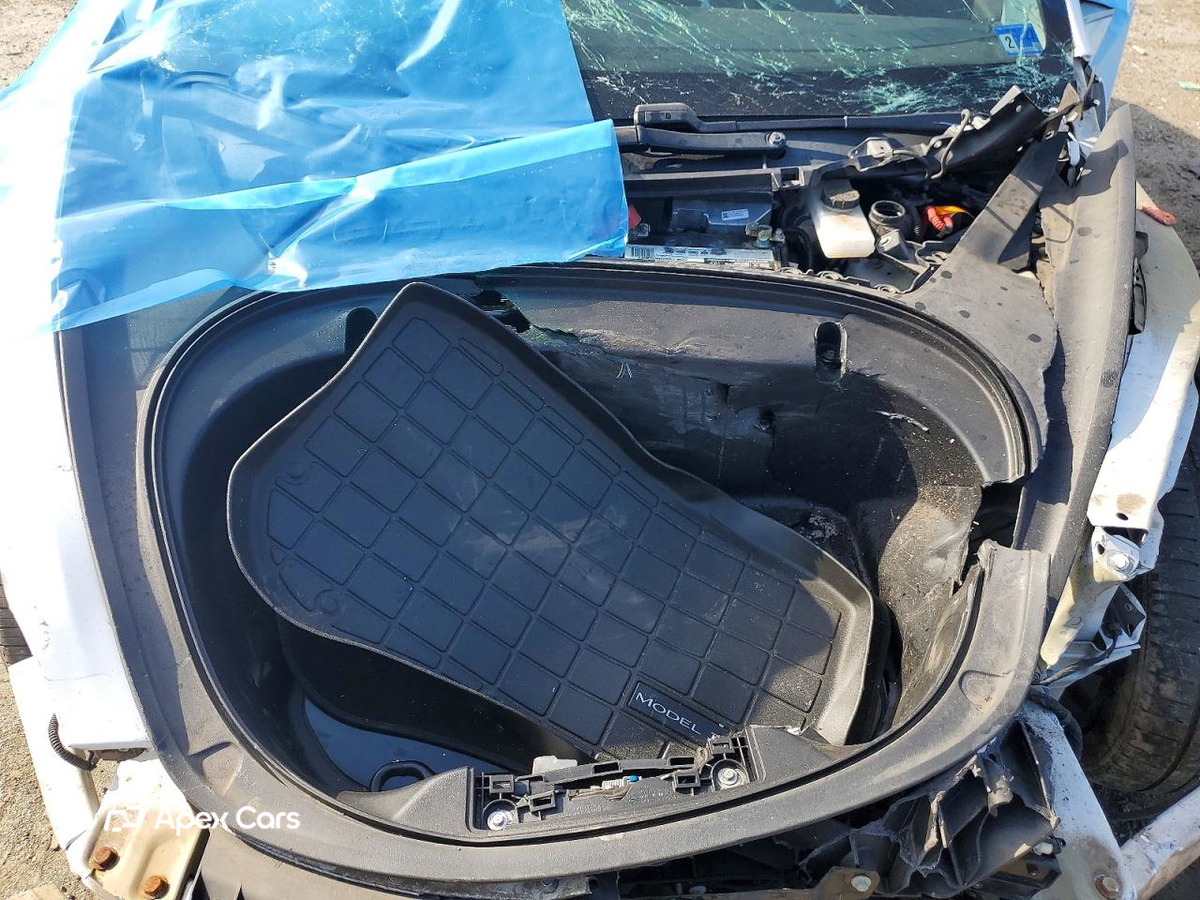 Tesla Model 3 2018