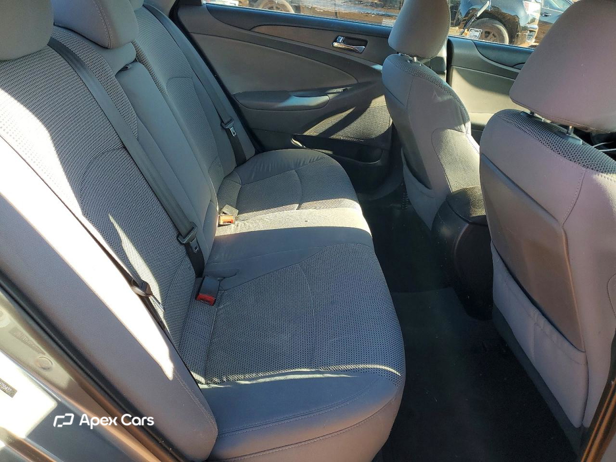 Hyundai Sonata 2013