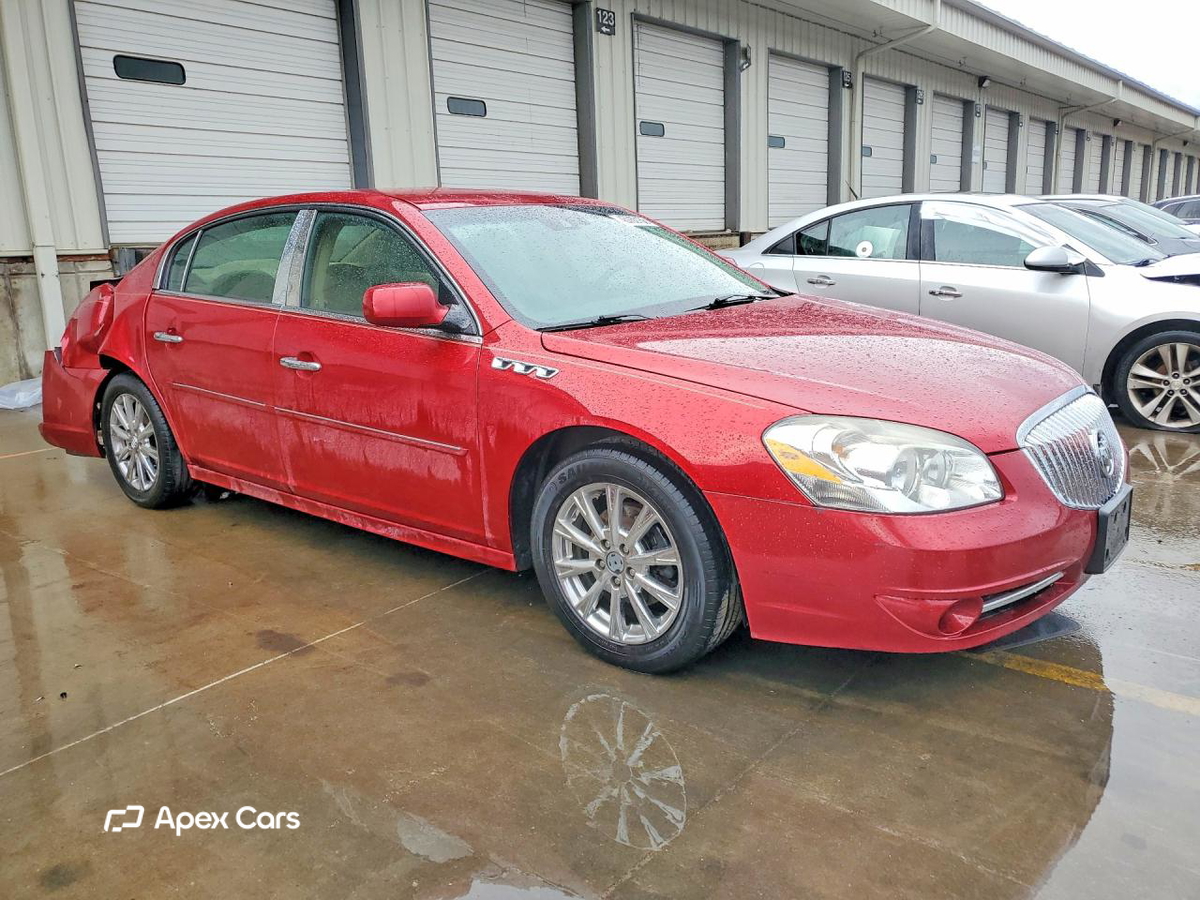 Buick Lucerne 2011