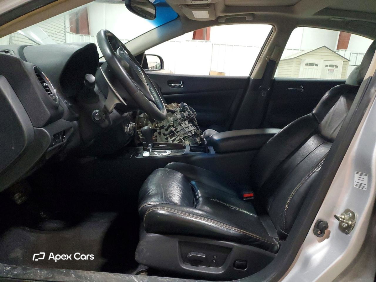 Nissan Maxima 2014