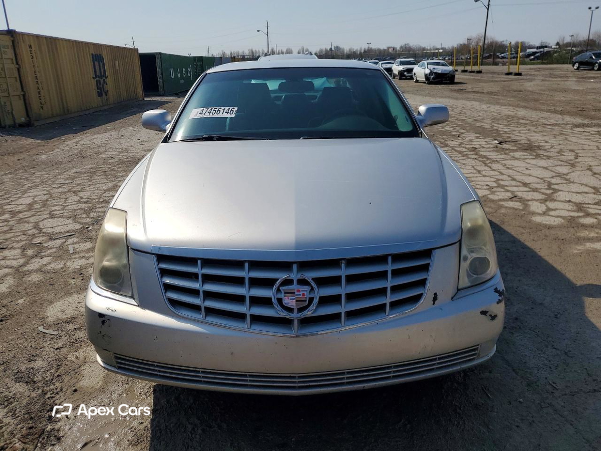 Cadillac DTS 2010
