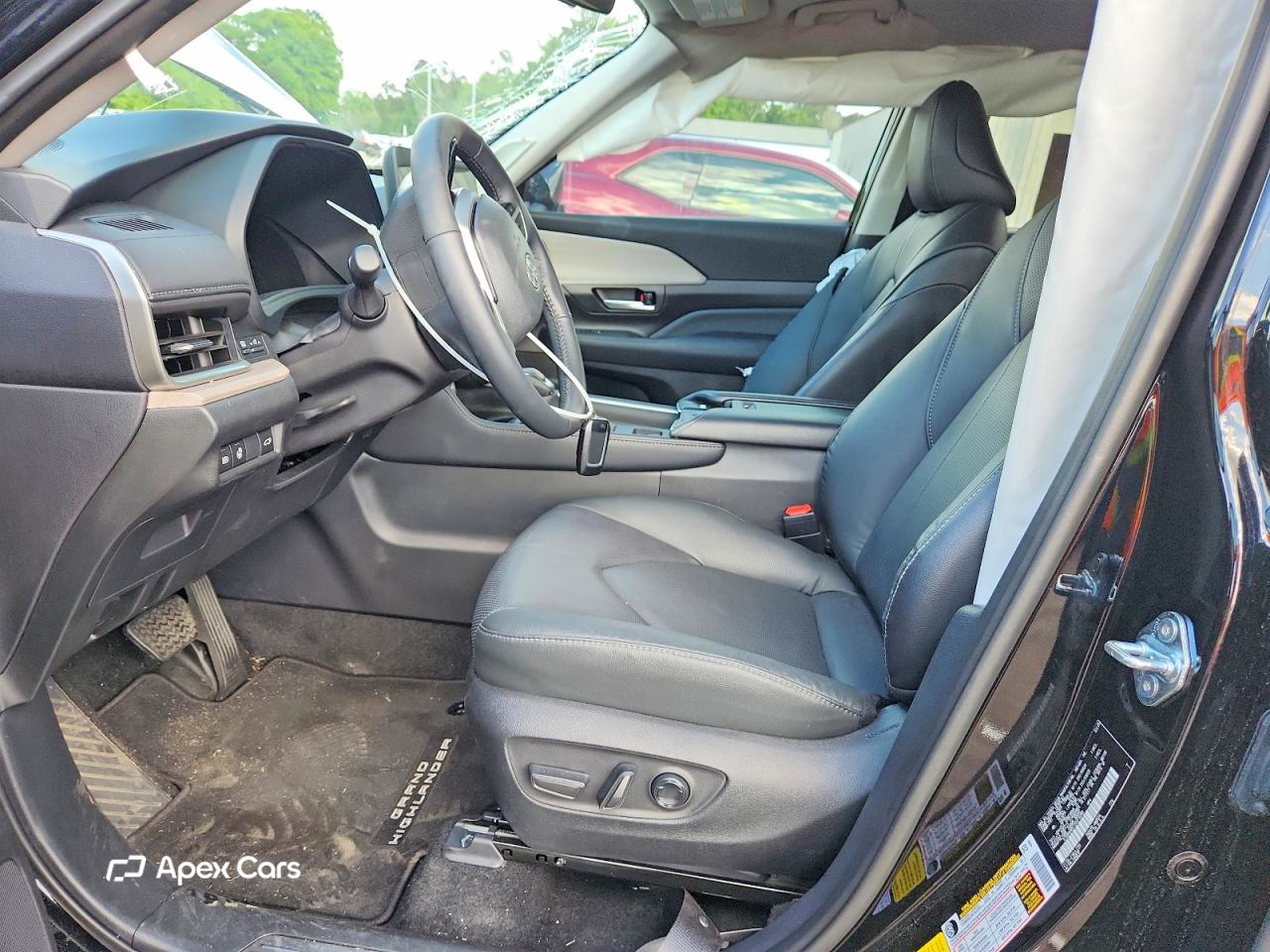 Toyota Highlander 2025