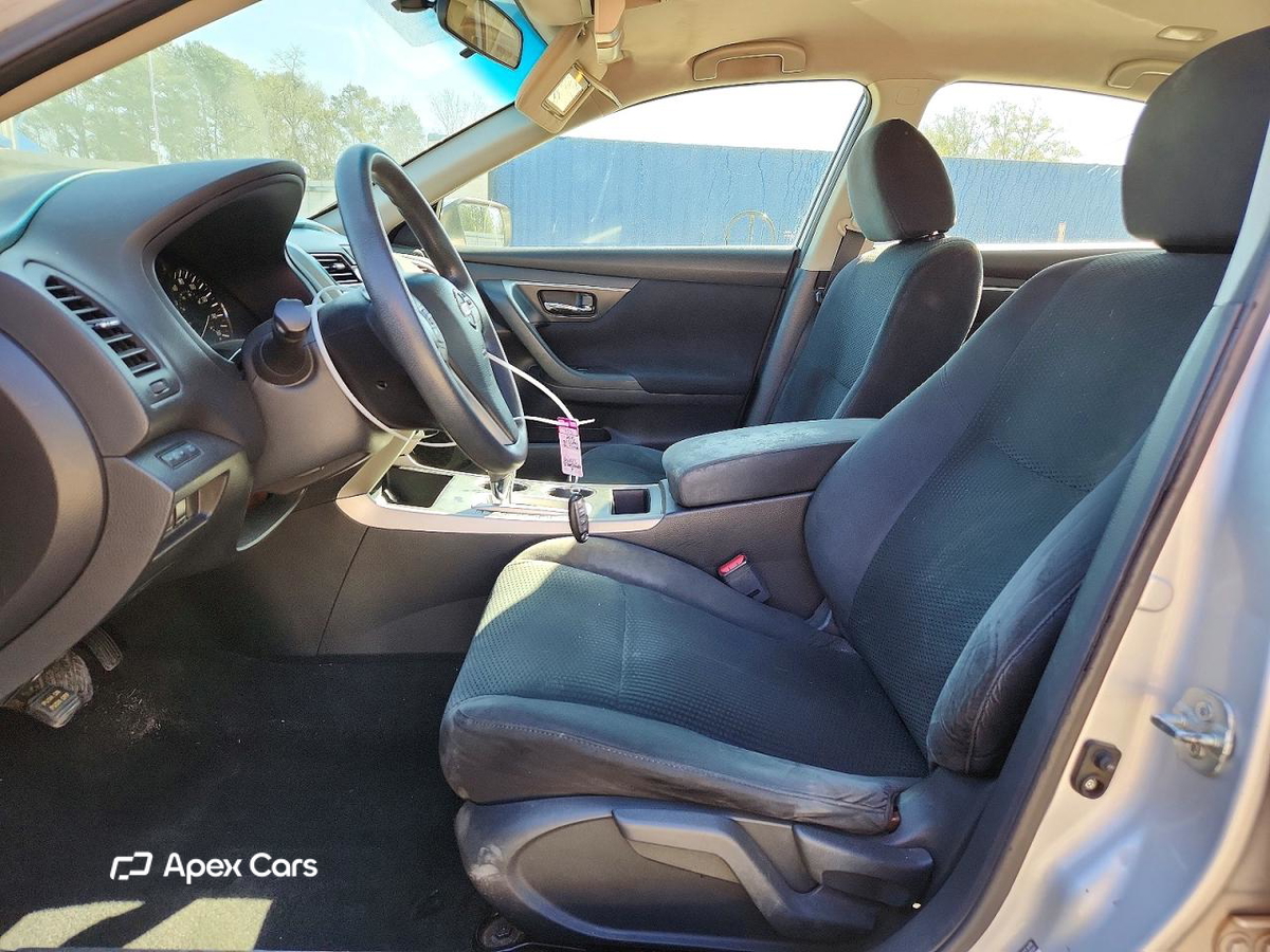 Nissan Altima 2015