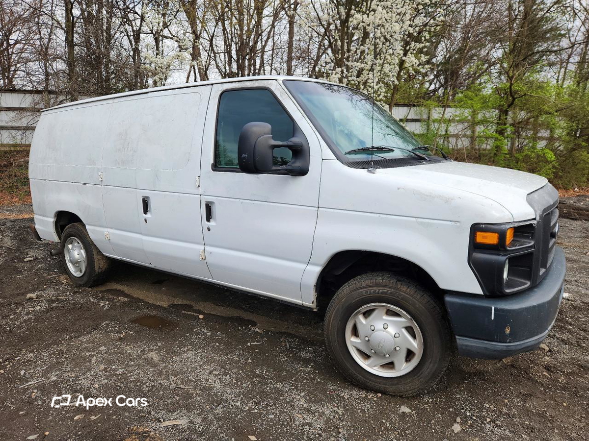 Ford Econoline 2011