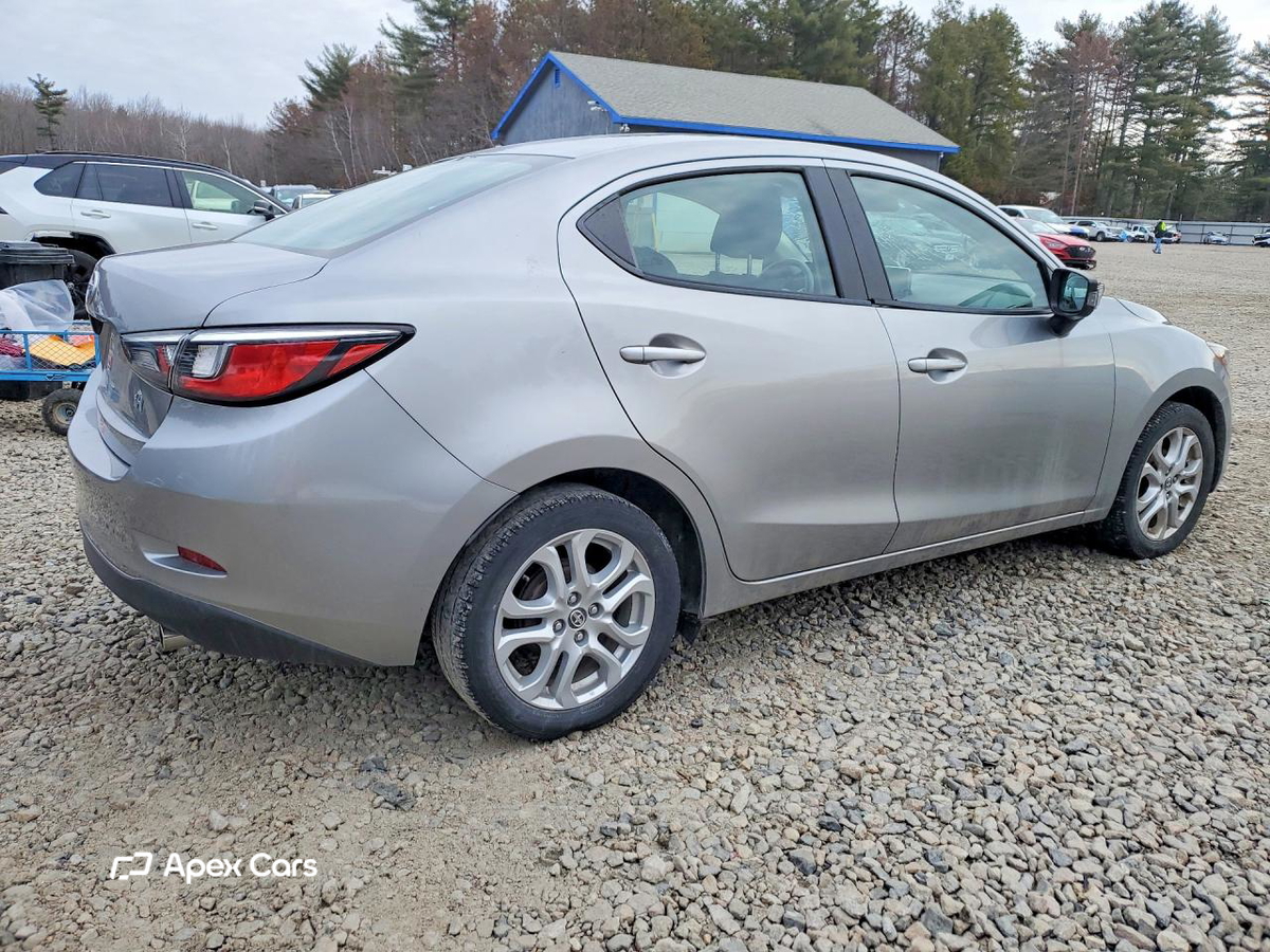 Scion iA 2016