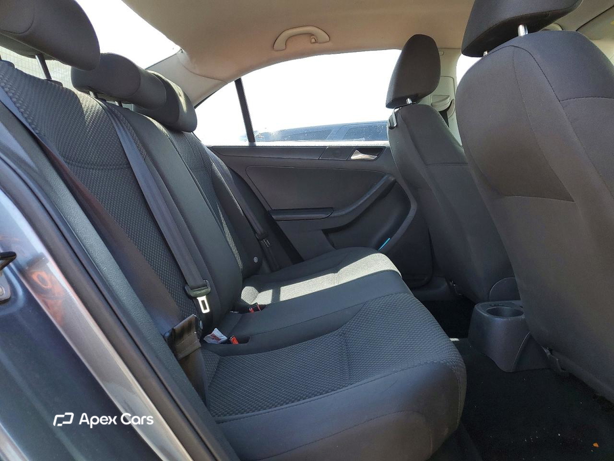 Volkswagen Jetta 2013