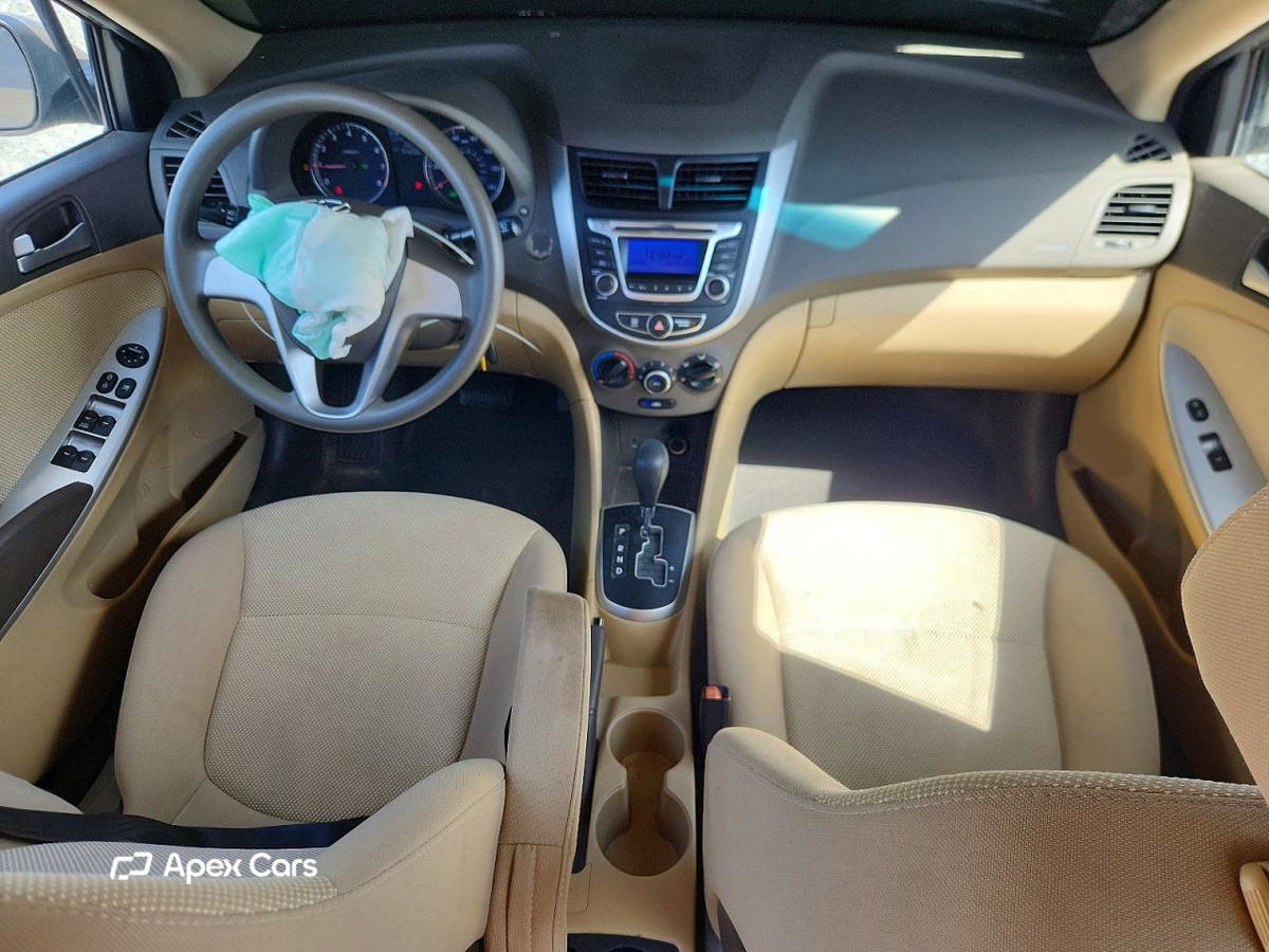 Hyundai Accent 2014