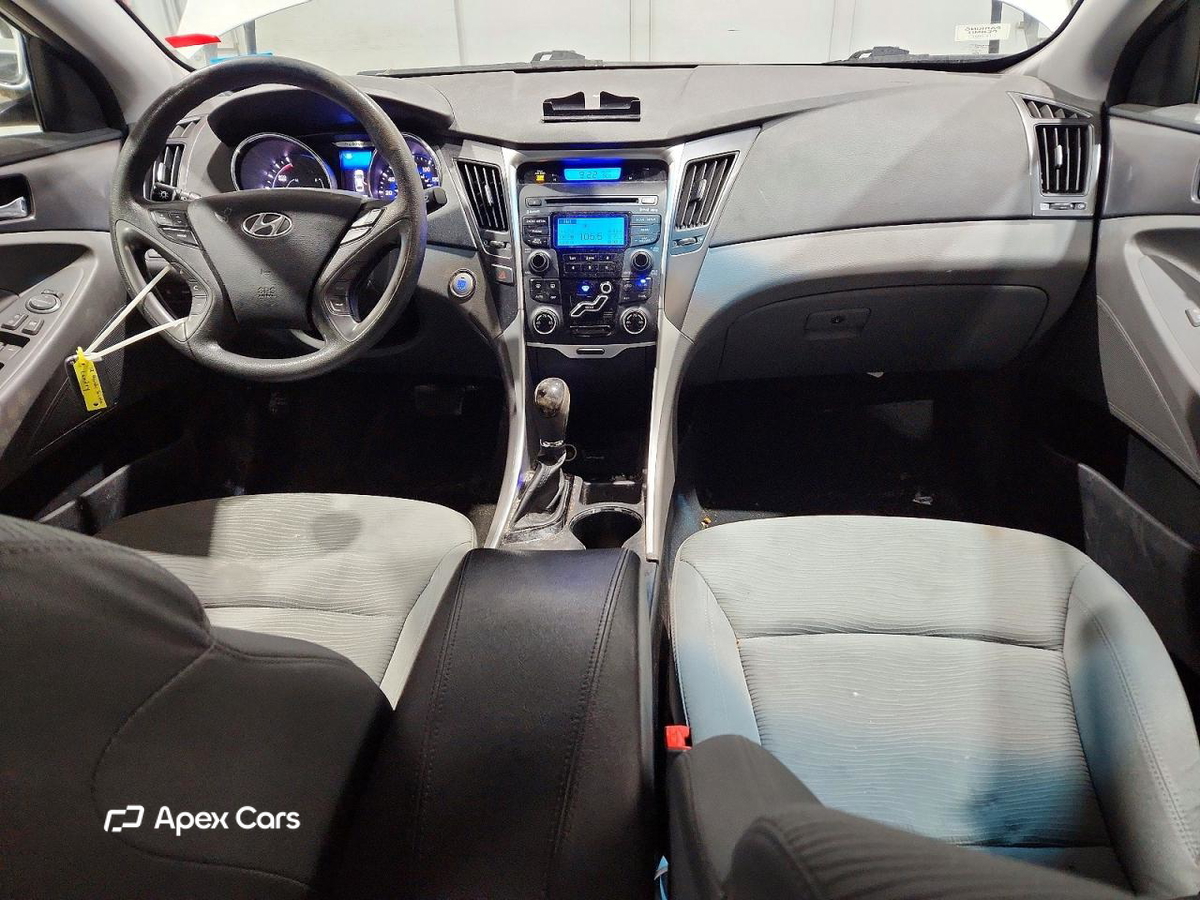 Hyundai Sonata 2012