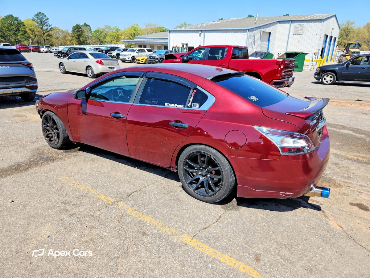 Nissan Maxima 2012