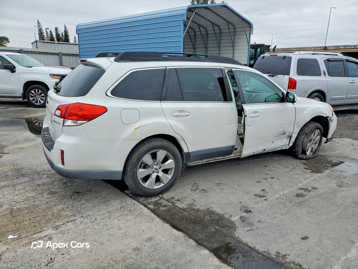 Subaru Outback 2012