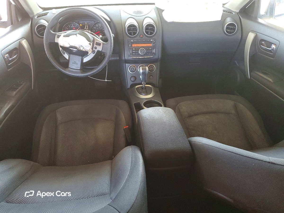 Nissan Rogue 2011