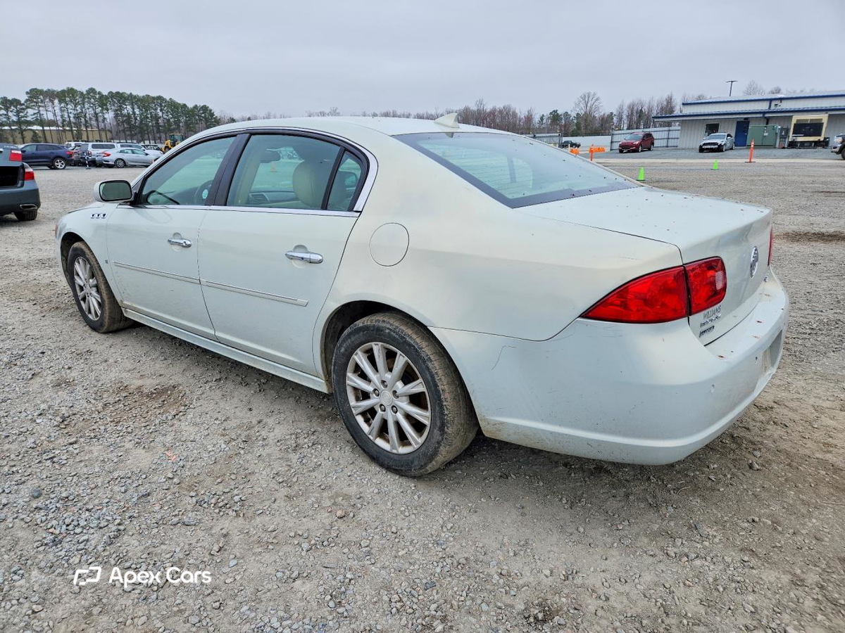 Buick Lucerne 2010