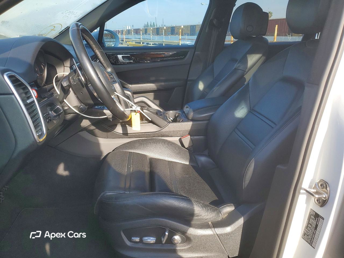 Porsche Cayenne 2019