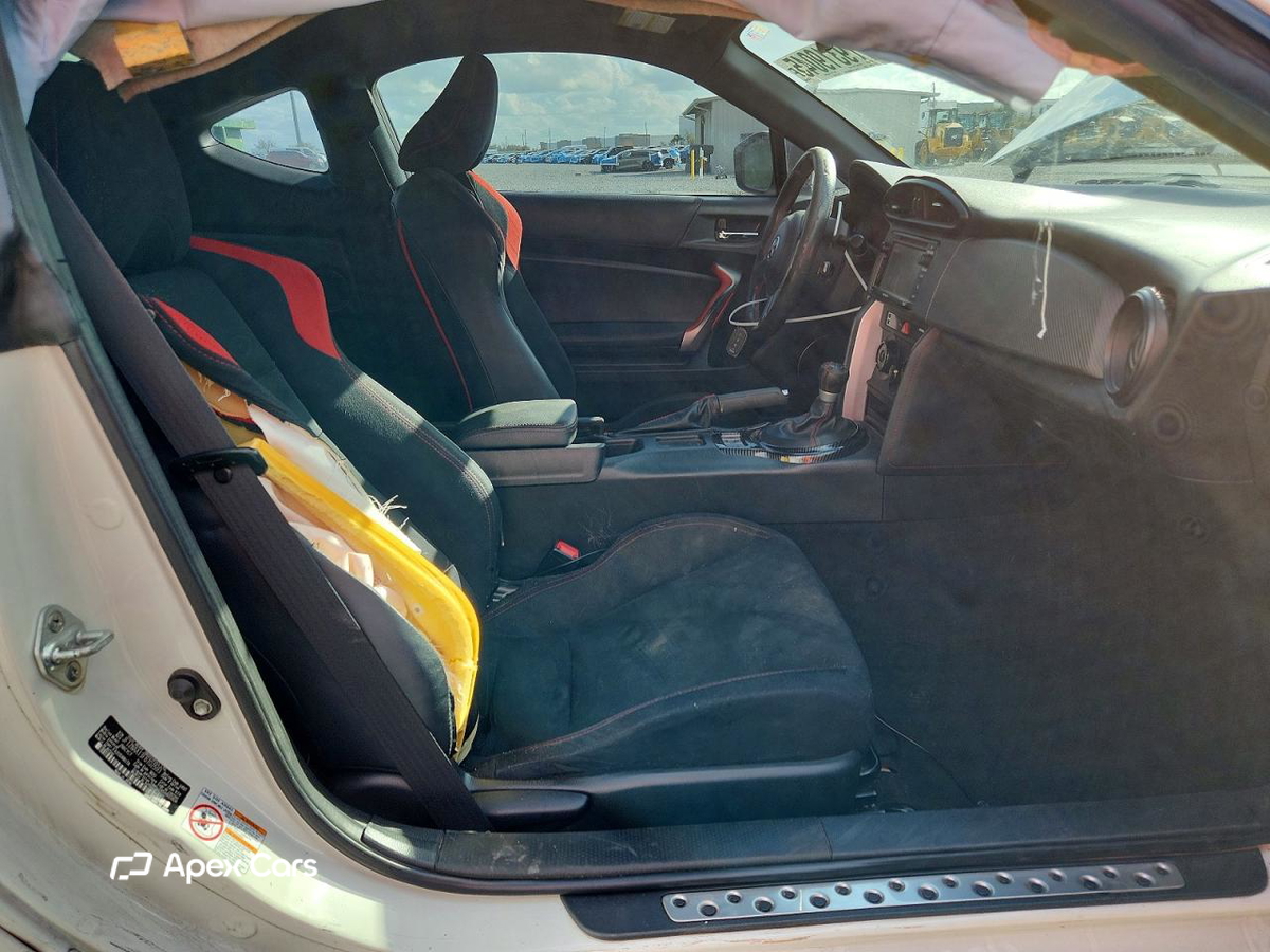 Scion FR-S 2015