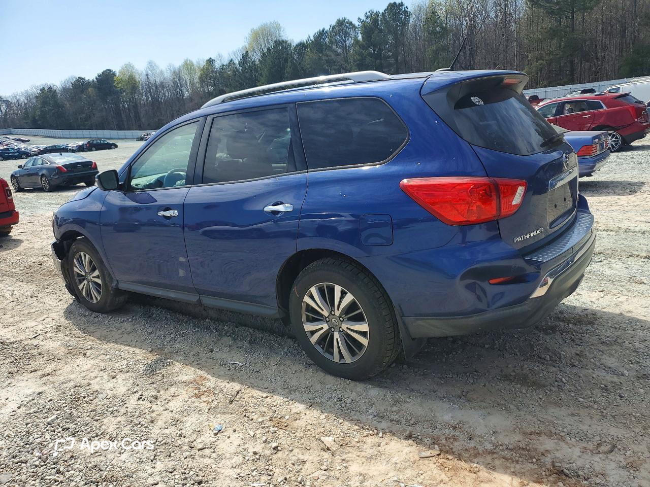 Nissan Pathfinder 2018