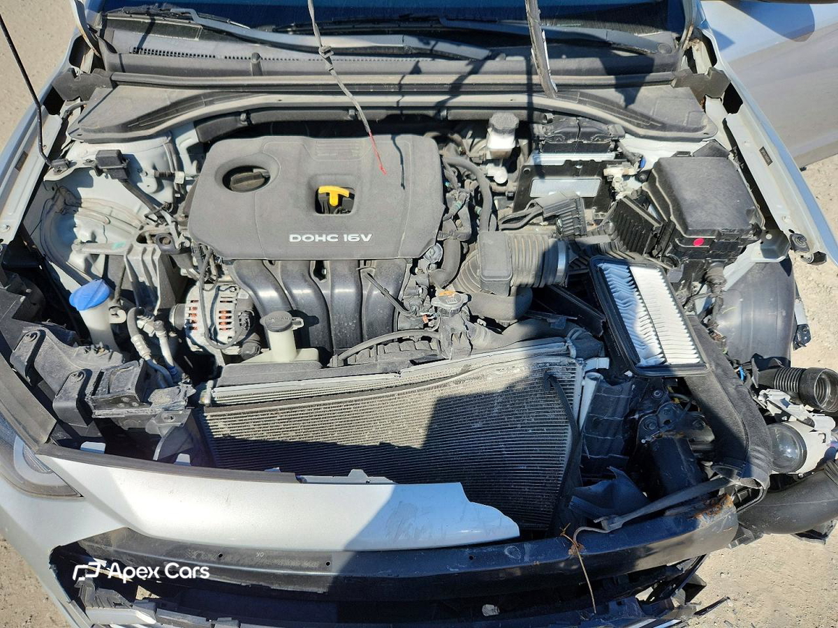 Hyundai Elantra 2017