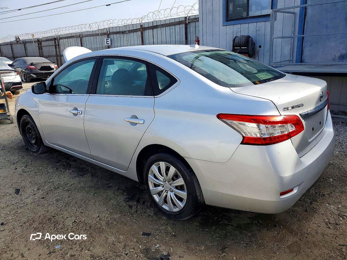 Nissan Sentra 2015