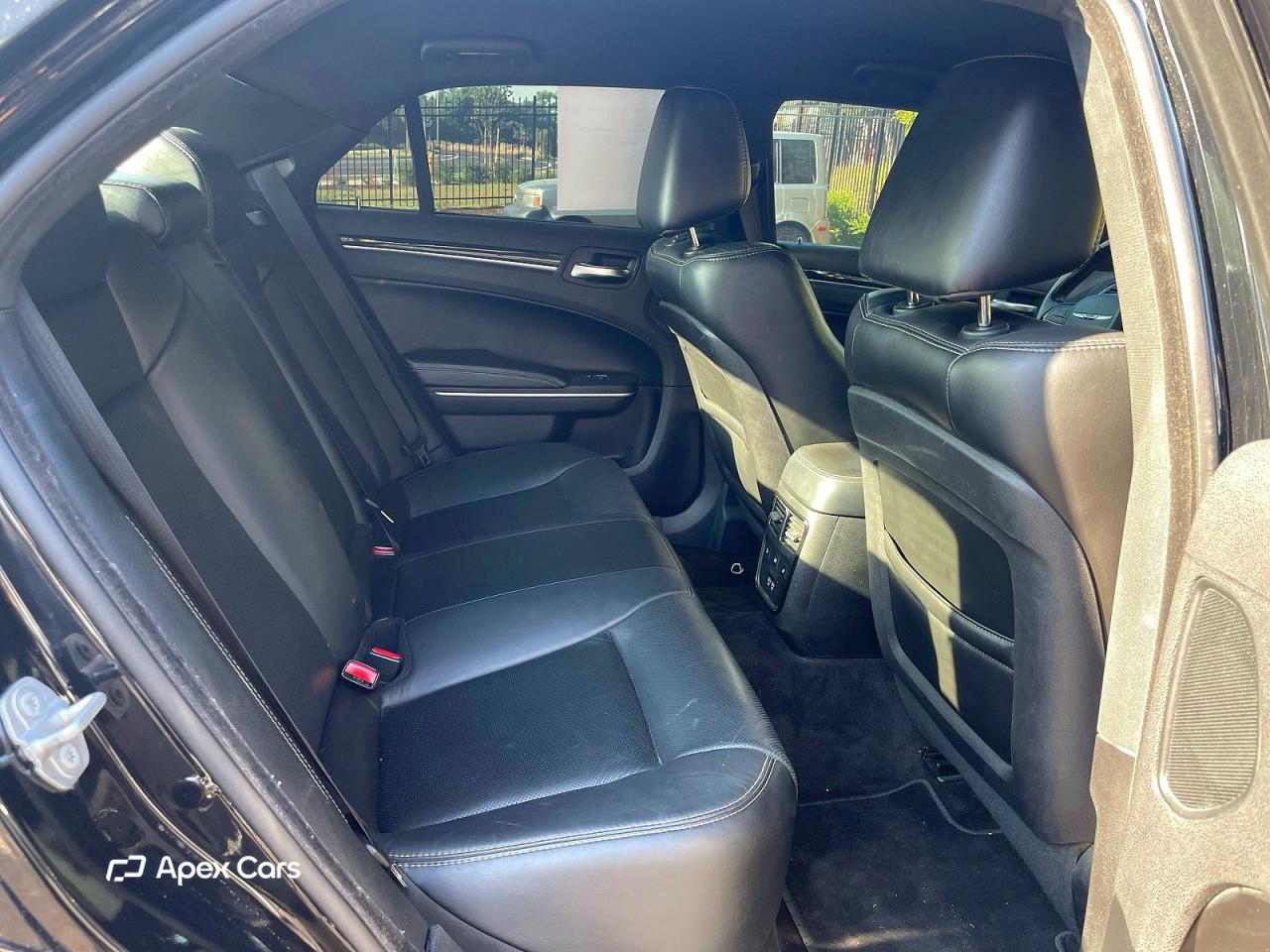 Chrysler 300 2018