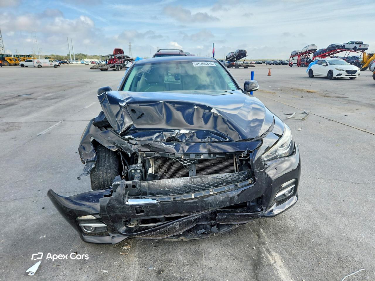 Infiniti Q50 2015