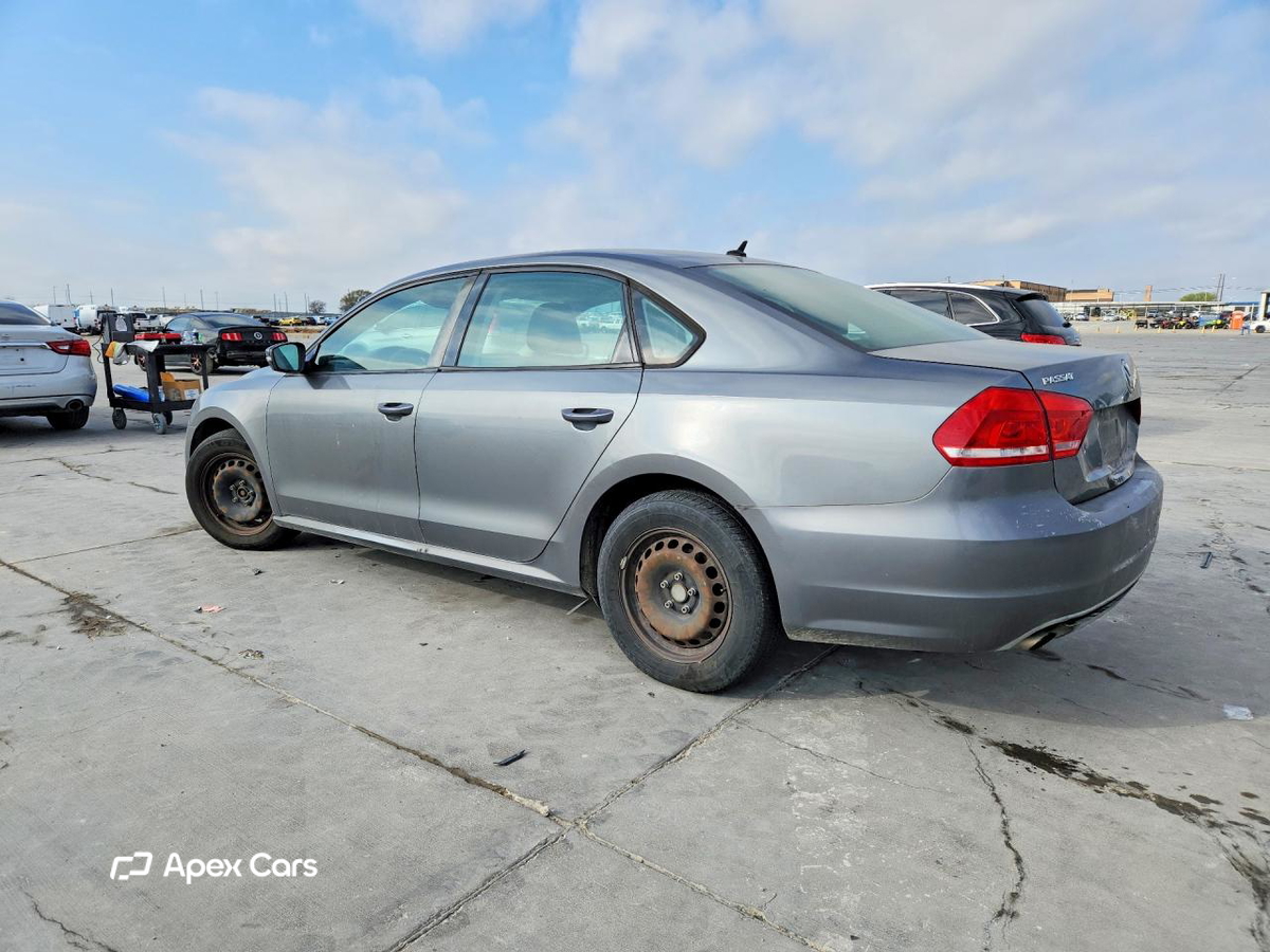 Volkswagen Passat 2013