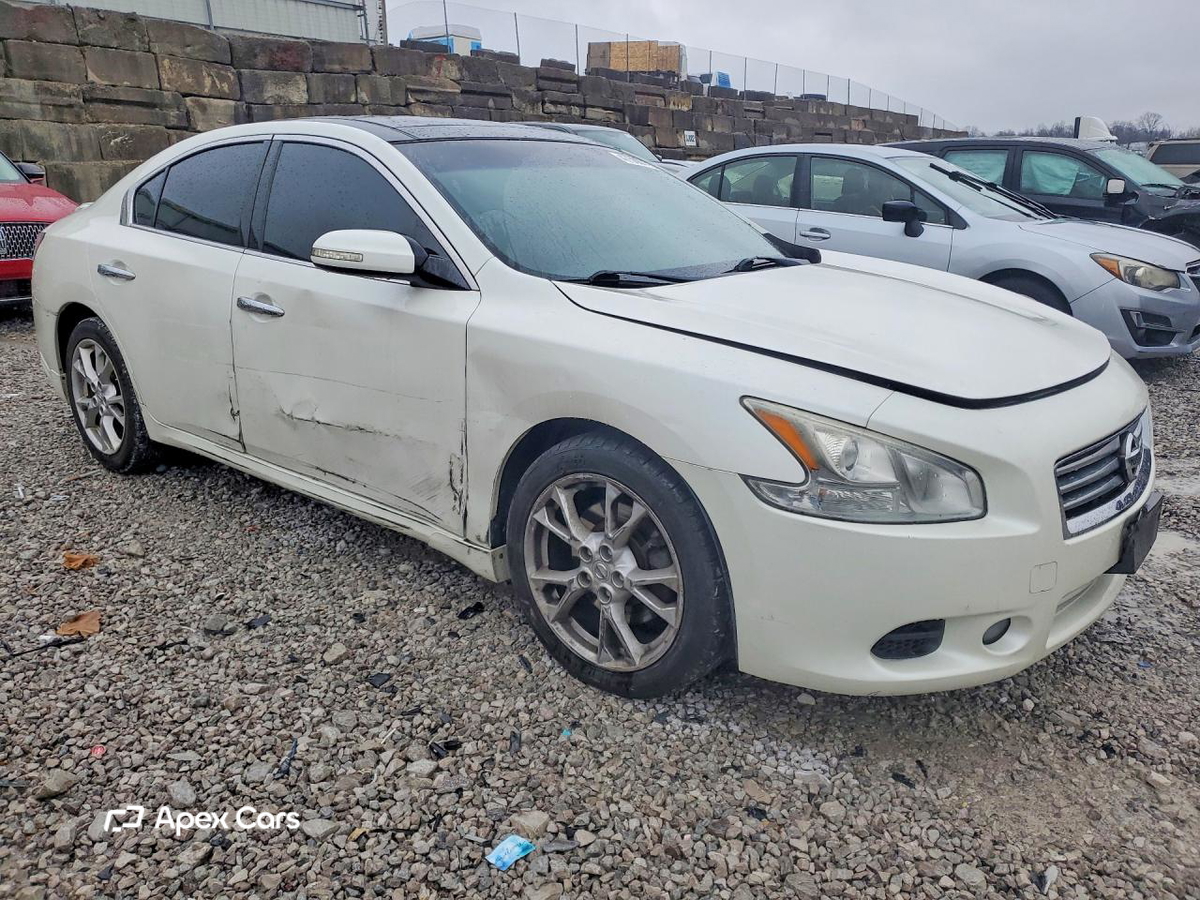 Nissan Maxima 2014