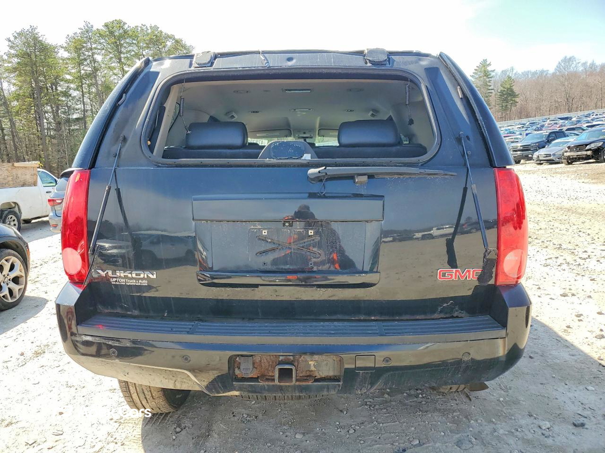 GMC Yukon 2011