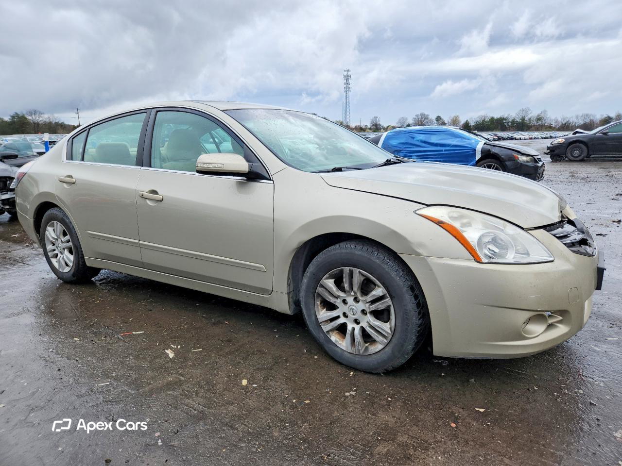Nissan Altima 2010