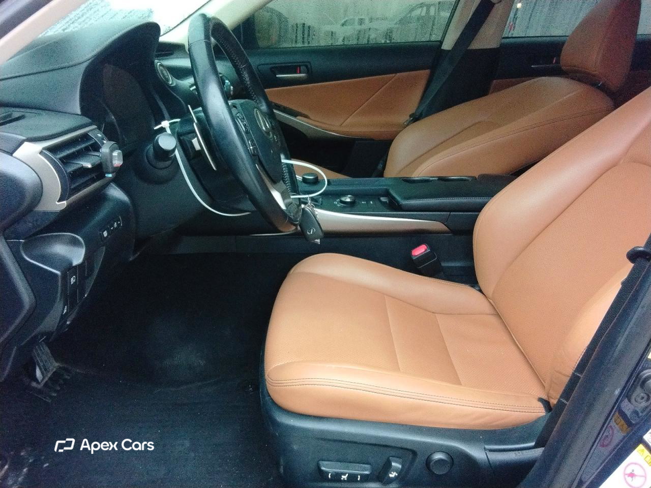 Lexus IS 2017
