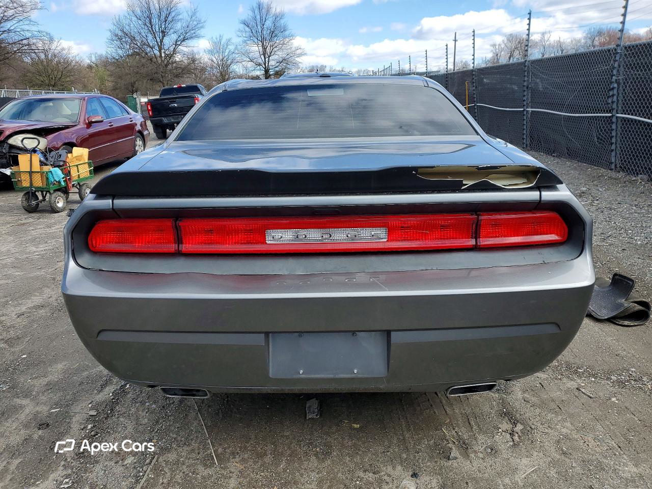 Dodge Challenger 2011