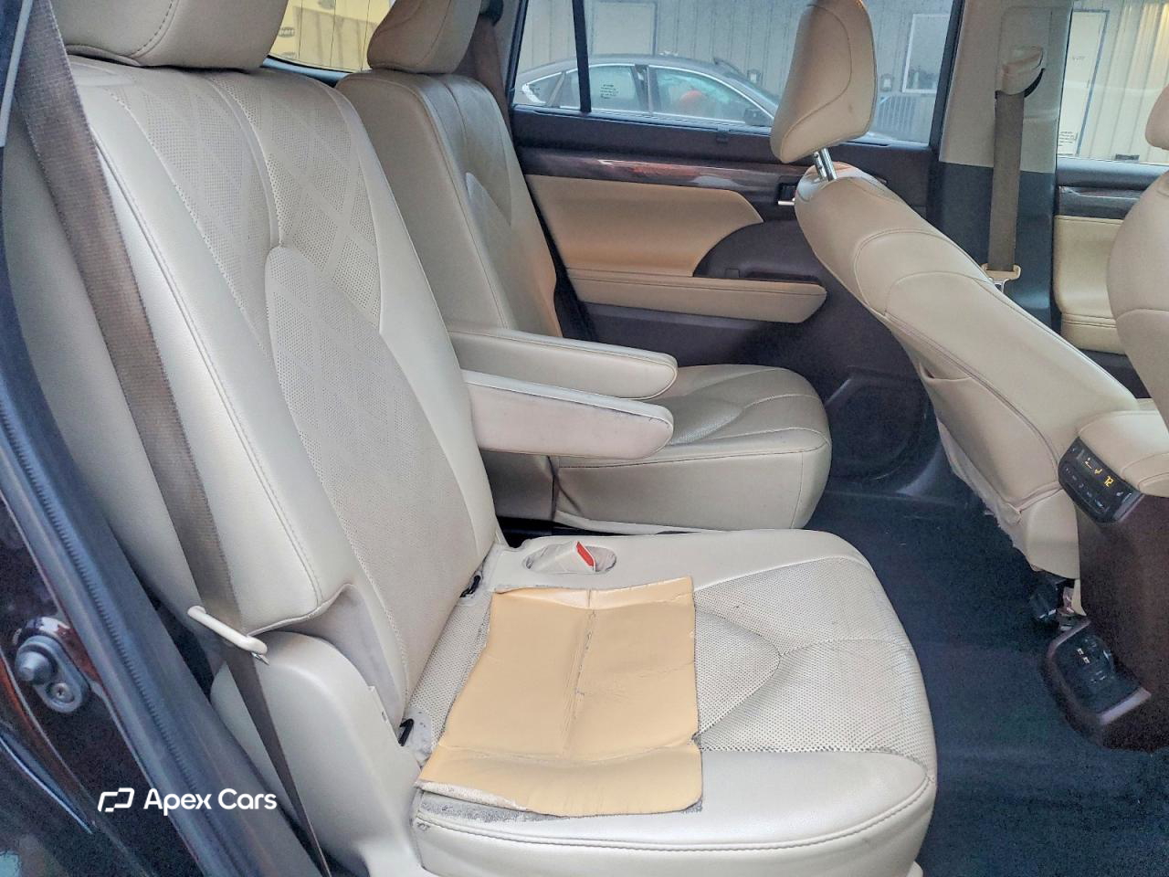 Toyota Highlander 2021