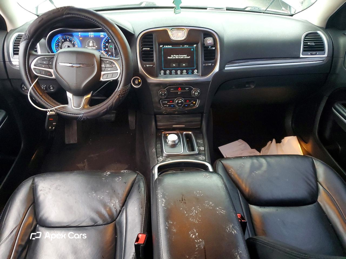 Chrysler 300 2017