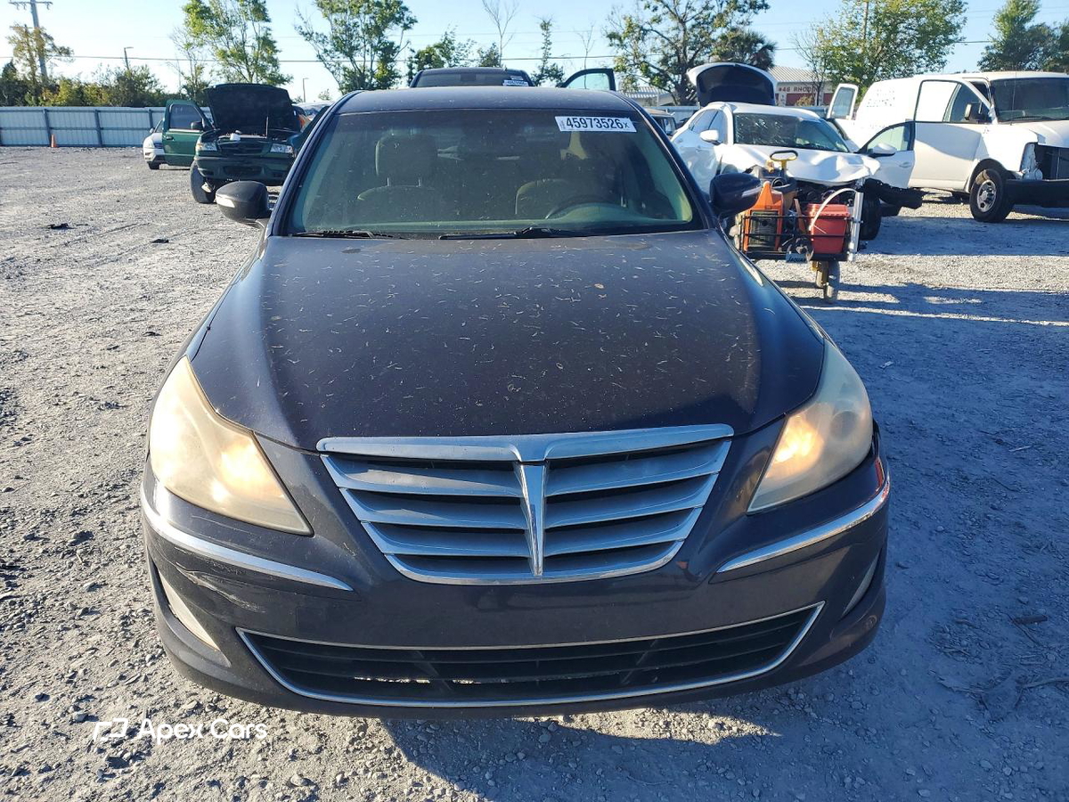 Hyundai Genesis 2012