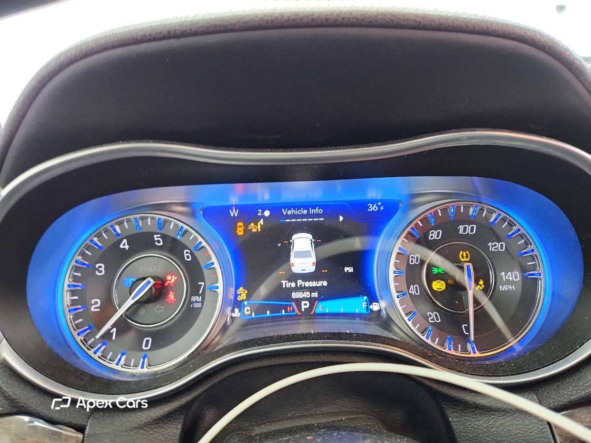 Chrysler 300 2019