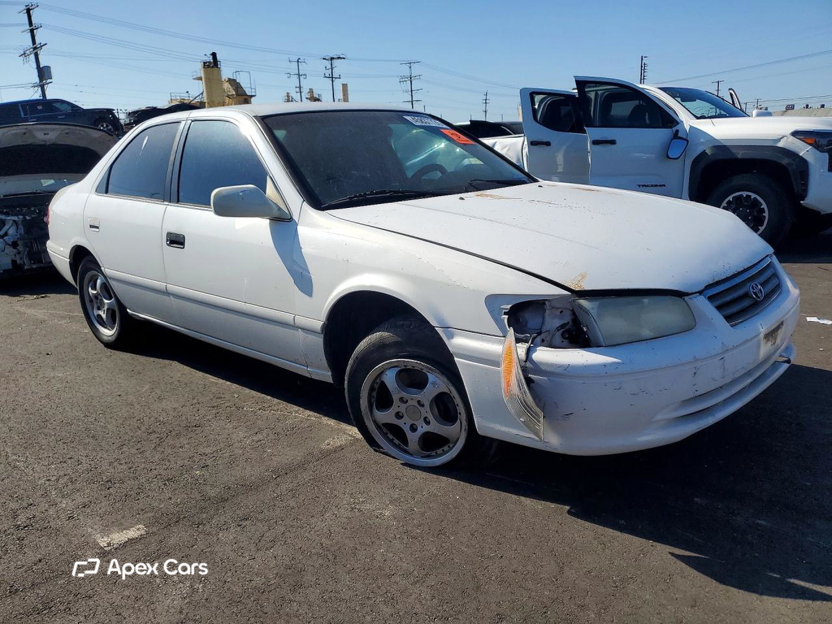 Toyota Camry 2000