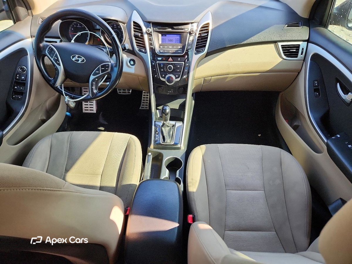Hyundai Elantra 2016
