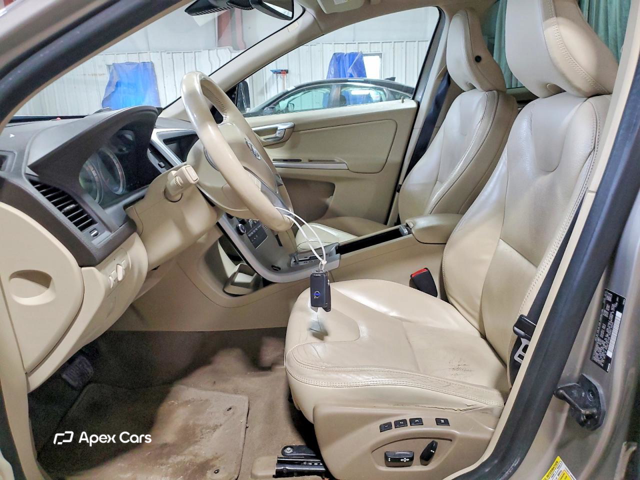 Volvo XC60 2011